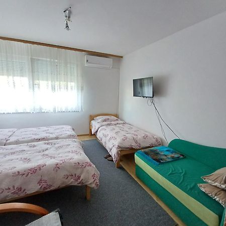 Bihać Apartments Lela מראה חיצוני תמונה