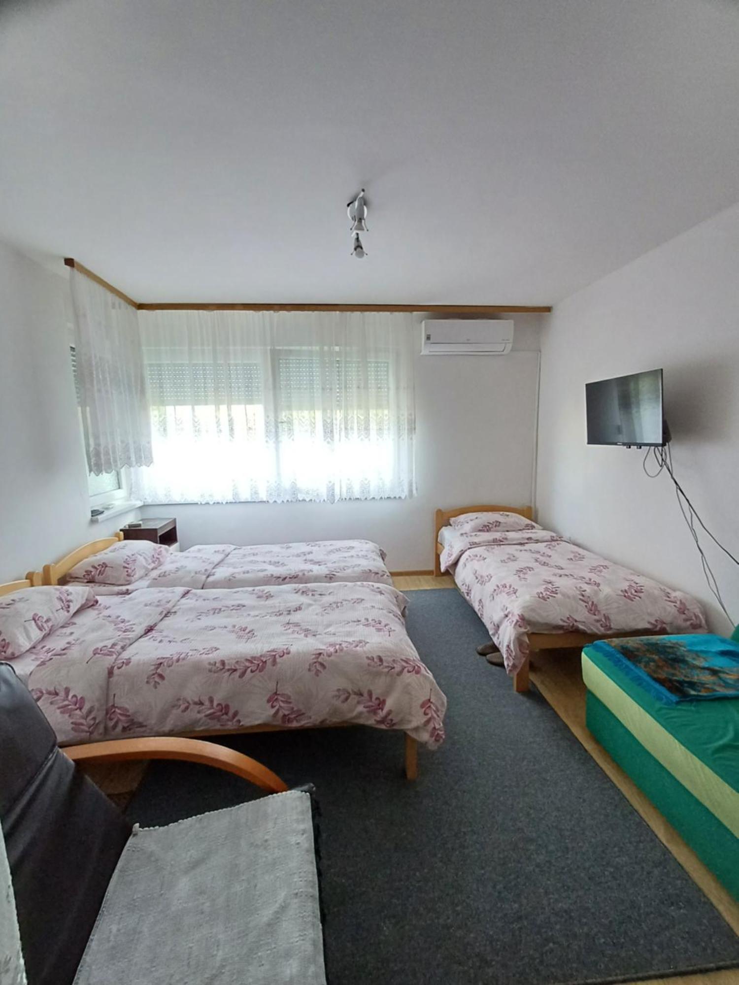 Bihać Apartments Lela מראה חיצוני תמונה